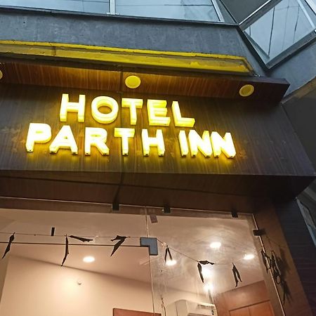 Hotel Parth Inn Rishīkesh Buitenkant foto