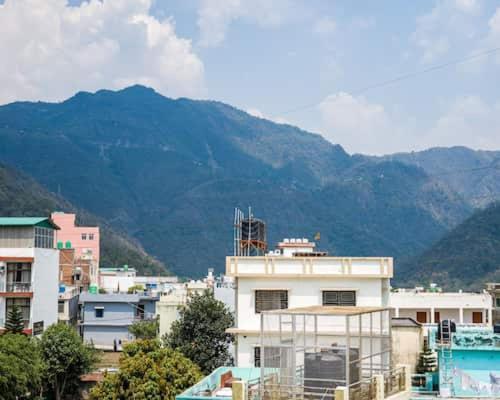 Hotel Parth Inn Rishīkesh Buitenkant foto